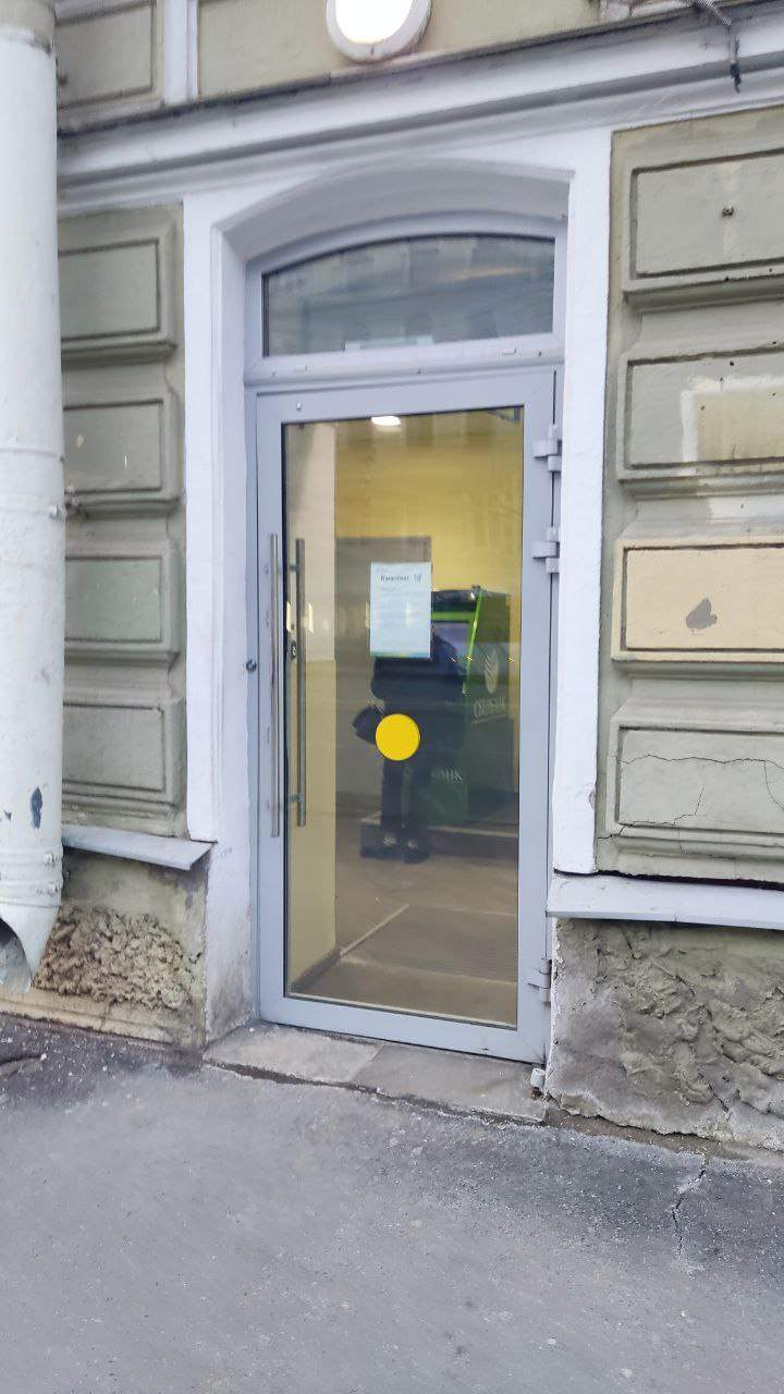 Продам магазин 391.4 м.кв.