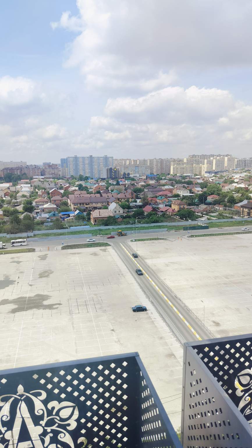 Квартира в аренду в Краснодаре, им. Кирилла Россинского улица, 3/1к1 фото №11