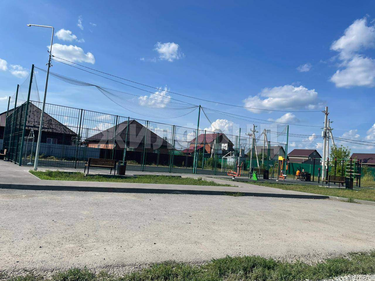 Продам земельный участок 1008 м.кв.