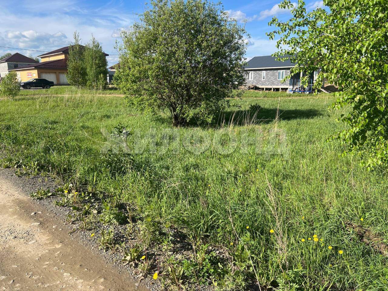 Продам земельный участок 771 м.кв.