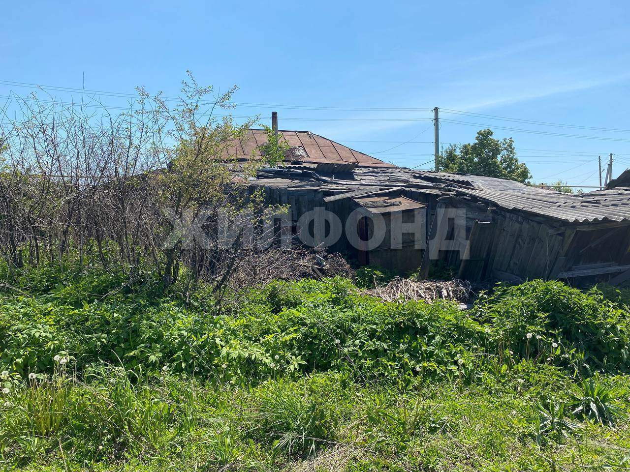 Продам земельный участок 877 м.кв.