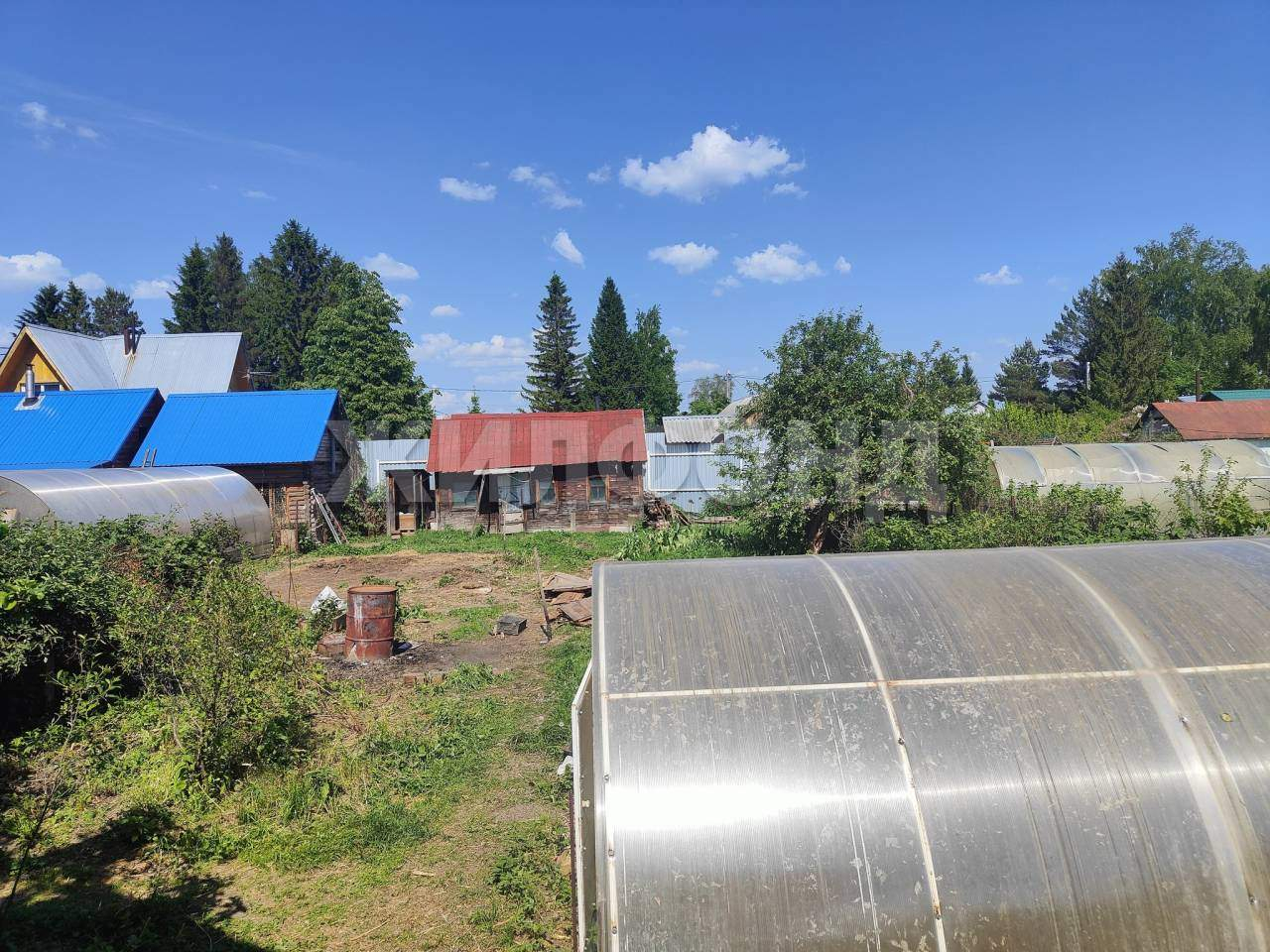 Продам земельный участок 615 м.кв.