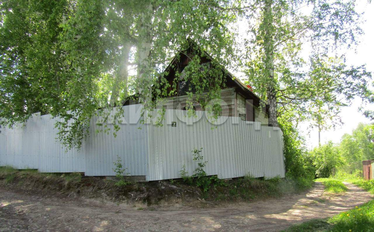Продам земельный участок 779 м.кв.