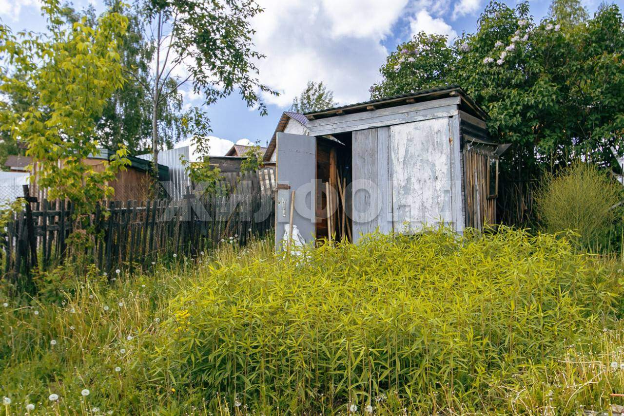 Продам земельный участок 630 м.кв.