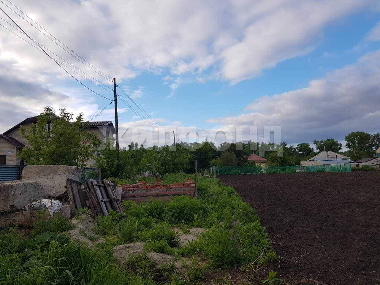 Продам земельный участок 500 м.кв.