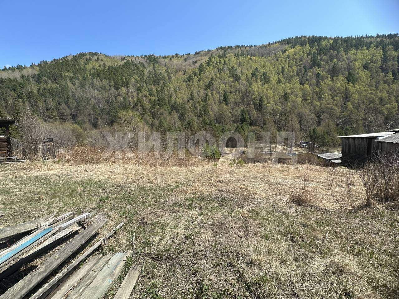 Продам земельный участок 2600 м.кв.