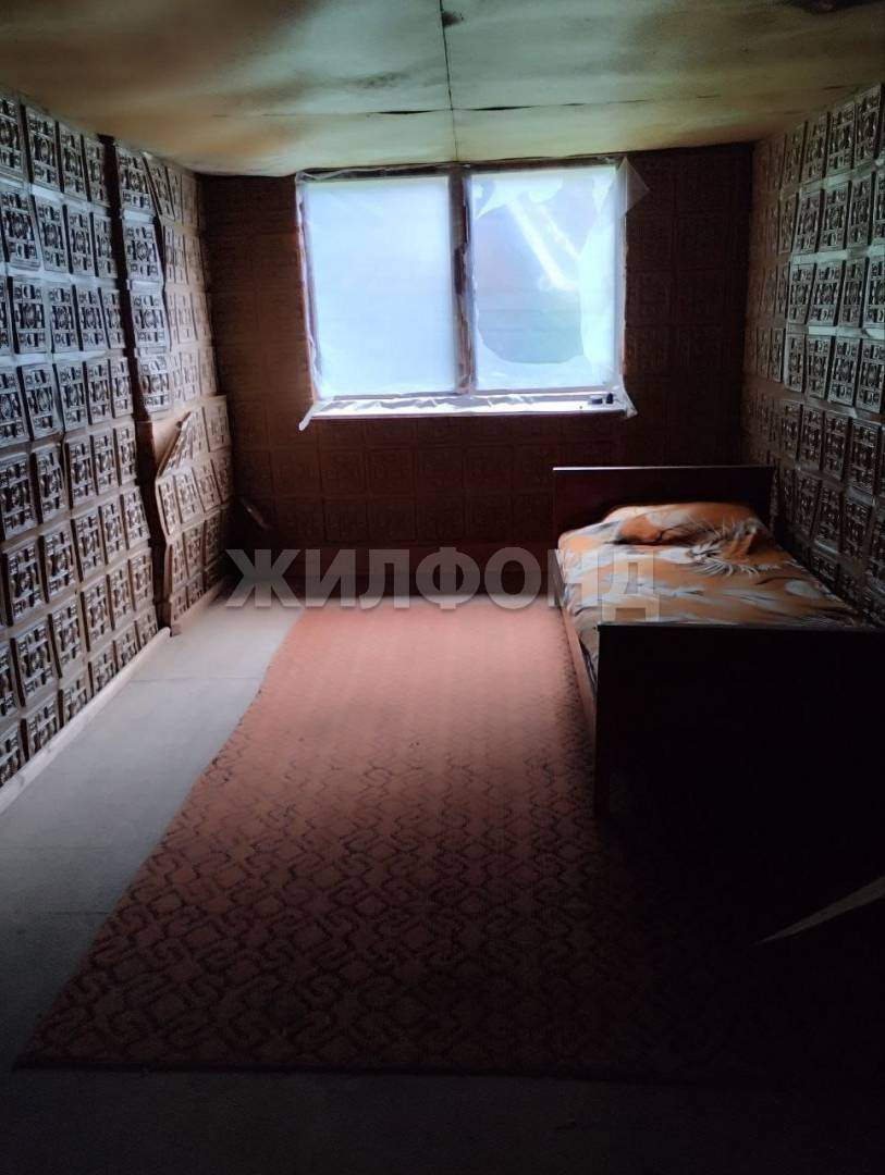 Продам земельный участок 800 м.кв.