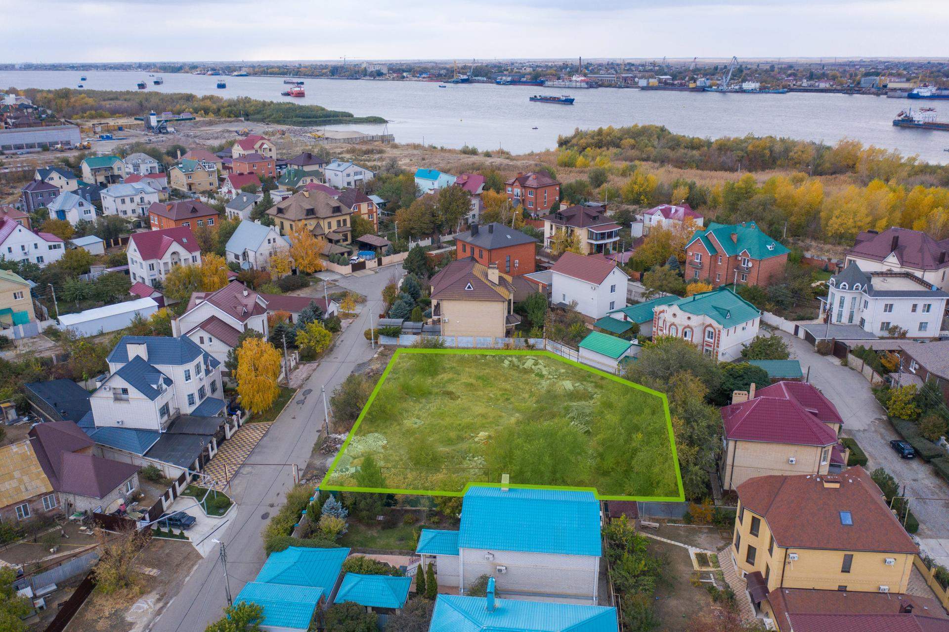 Участок на продажу в Астрахане, 1-й Адмиралтейский проезд фото №0