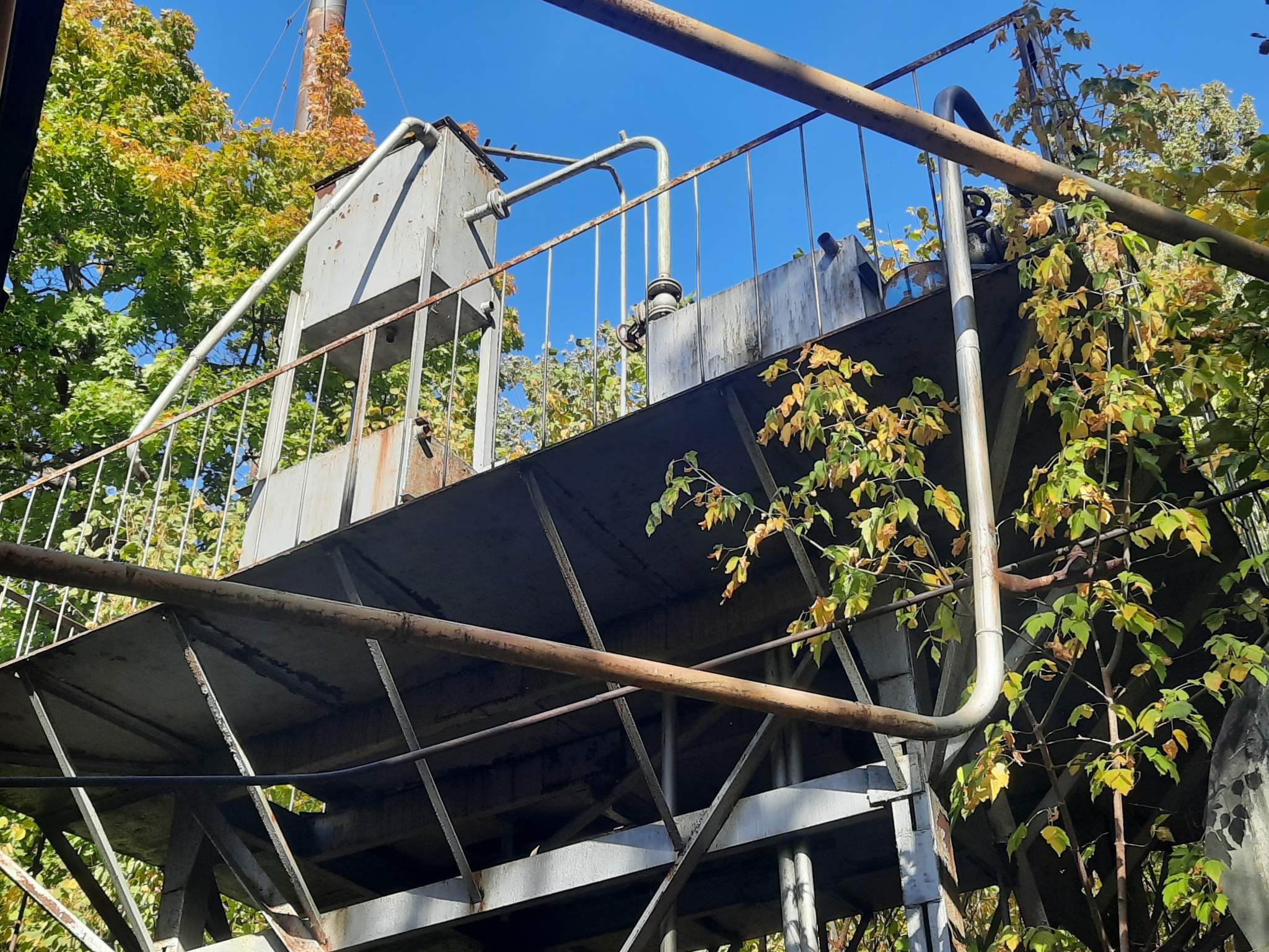 Продам торговое помещение 2530.9 м.кв.