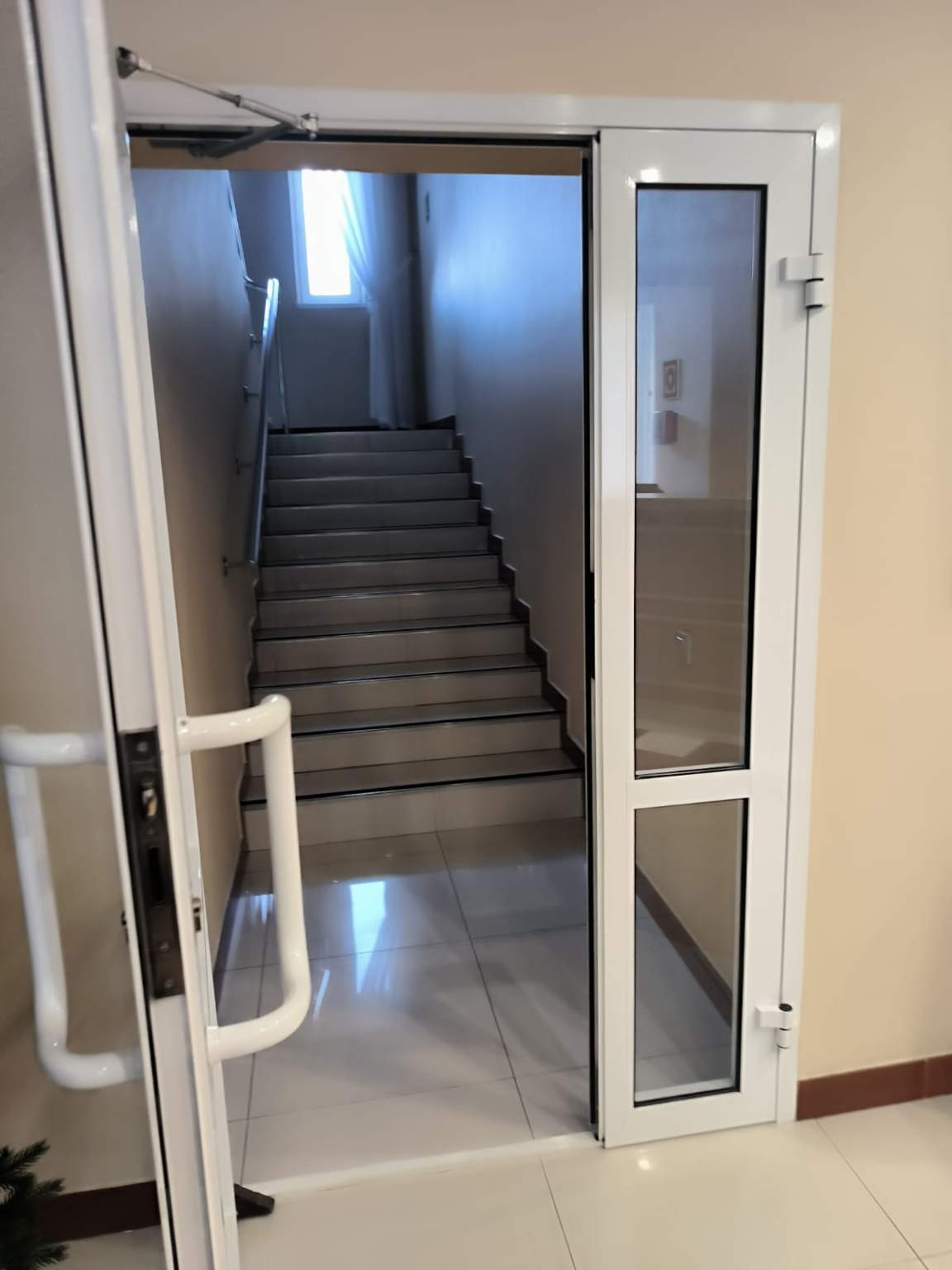 Продам помещение свободного назначения 666.5 м.кв.