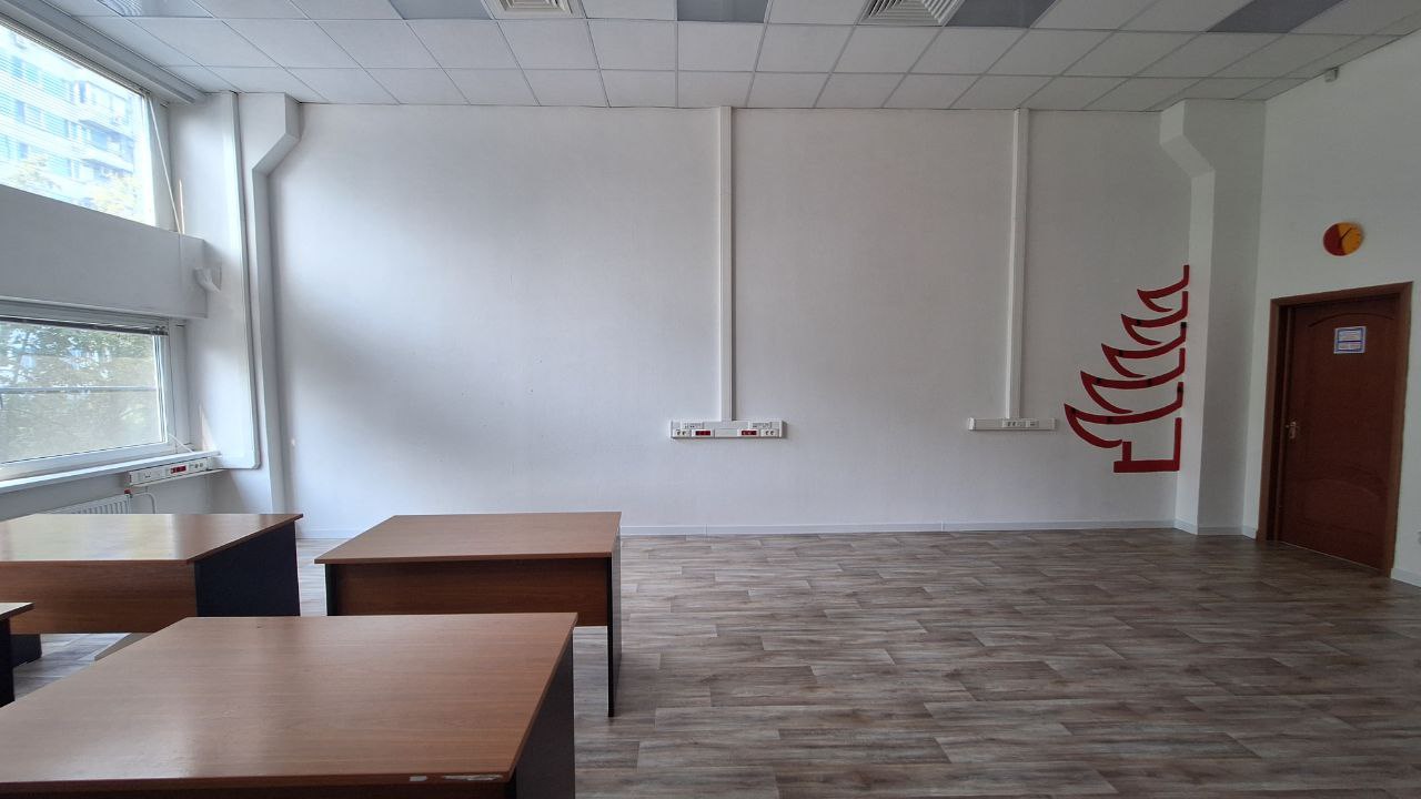 Сдам в аренду офис 54.5 м.кв.