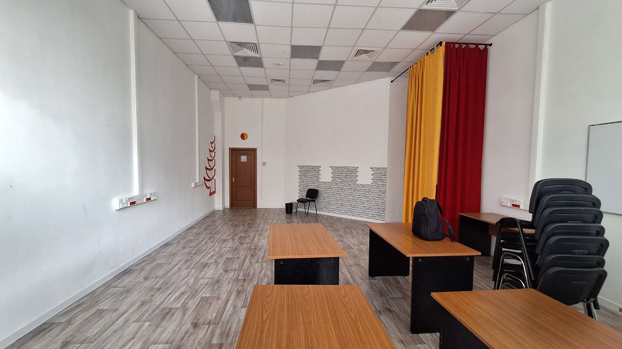 Сдам в аренду офис 54.5 м.кв.