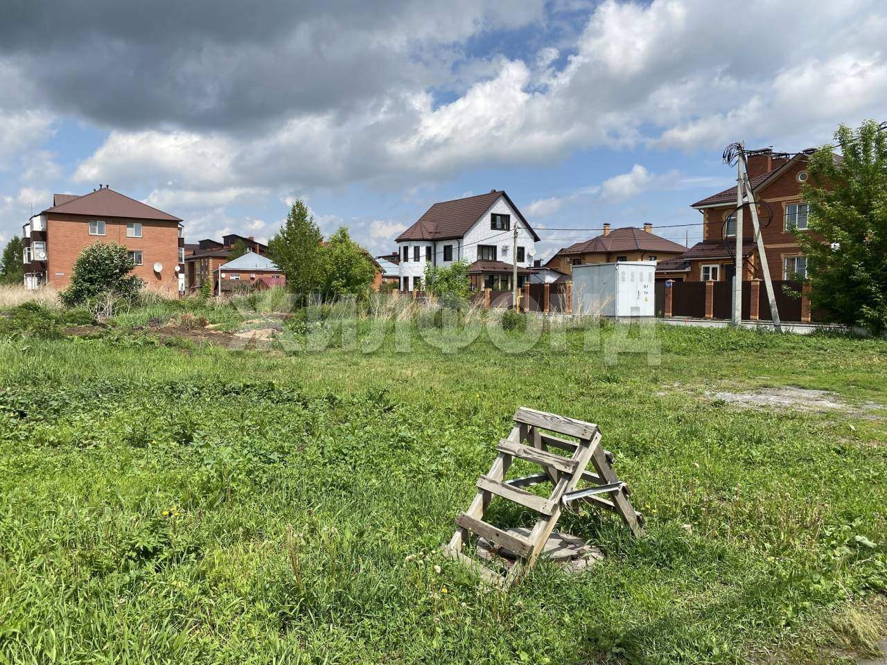 Продам земельный участок 534 м.кв.