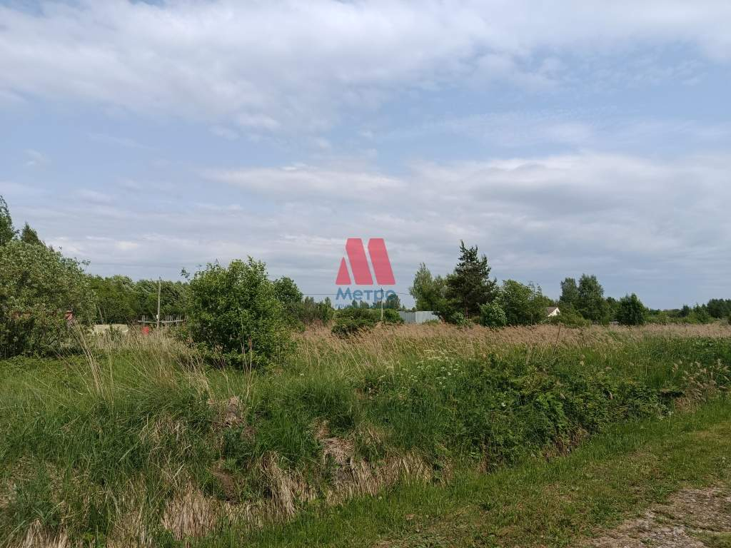 Продам земельный участок 2200 м.кв.