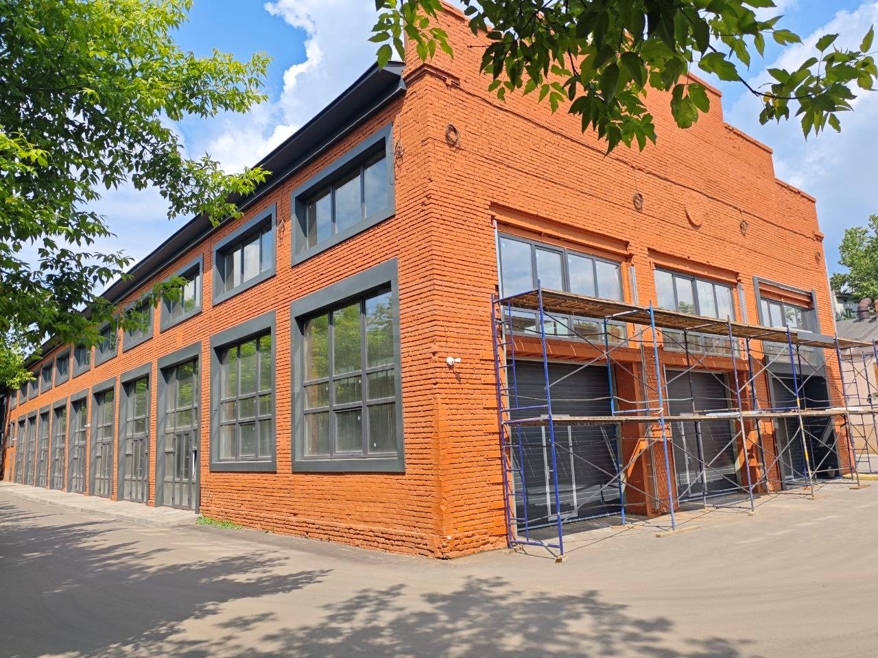Продам помещение свободного назначения 738.1 м.кв.