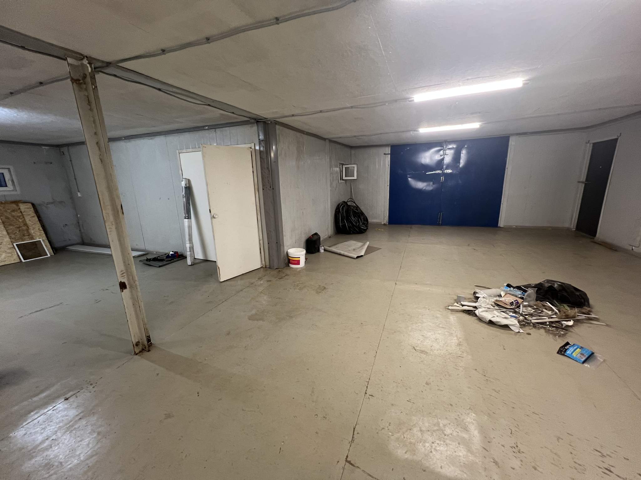 Сдам в аренду склад 300 м.кв.