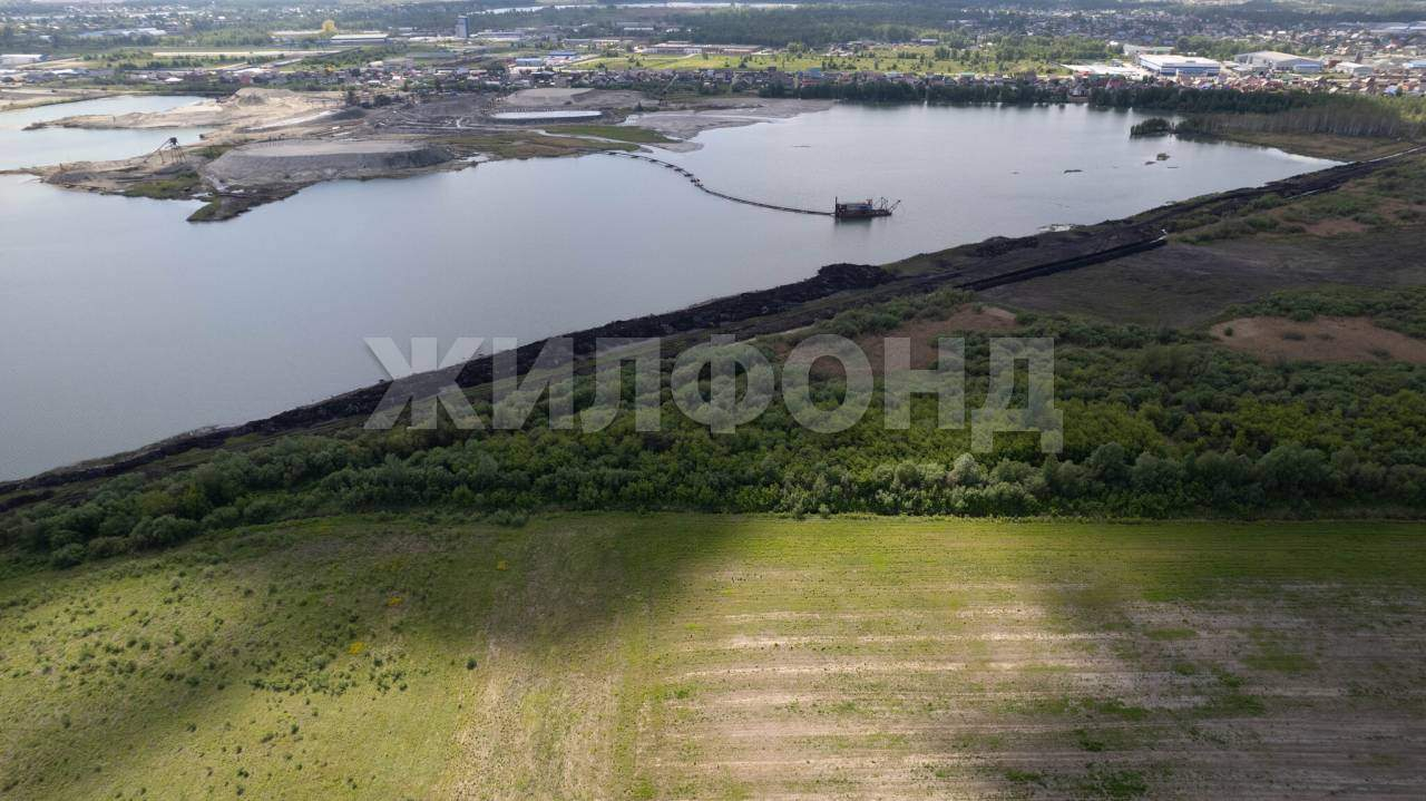 Продам земельный участок 66900 м.кв.