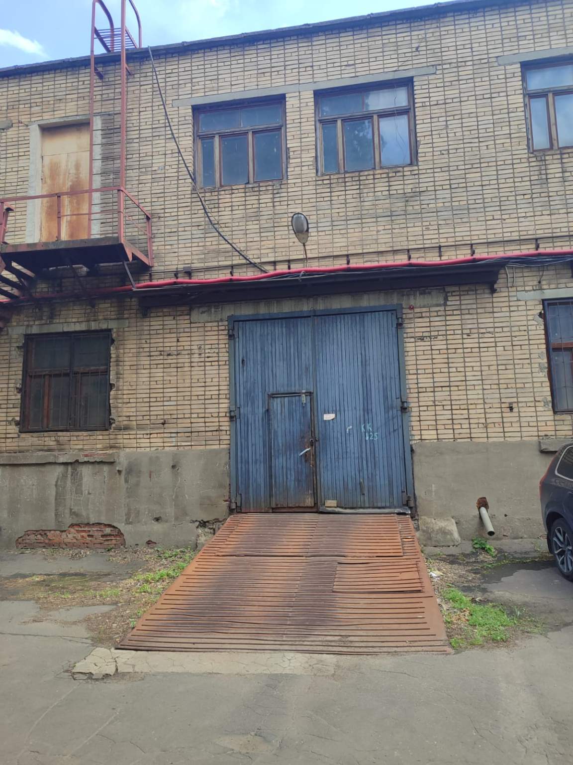 Сдам в аренду склад 350.5 м.кв.
