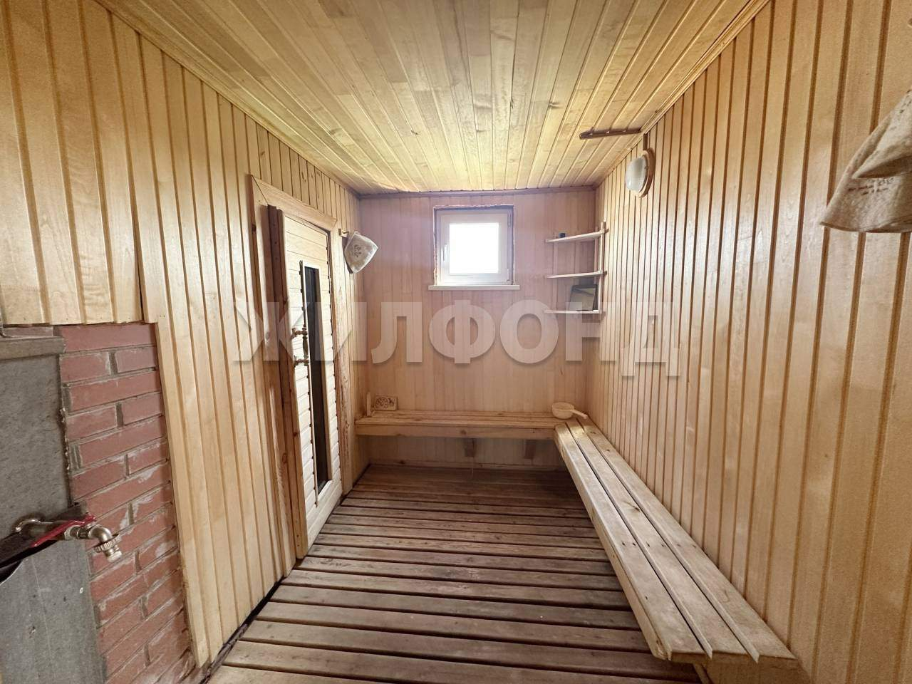 Продам земельный участок 1200 м.кв.