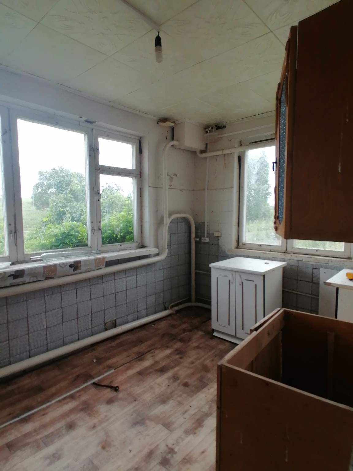 Продам торговое помещение 1128.4 м.кв.