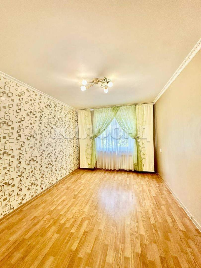 Квартира на продажу в Тольятте, Тополиная улица, 10