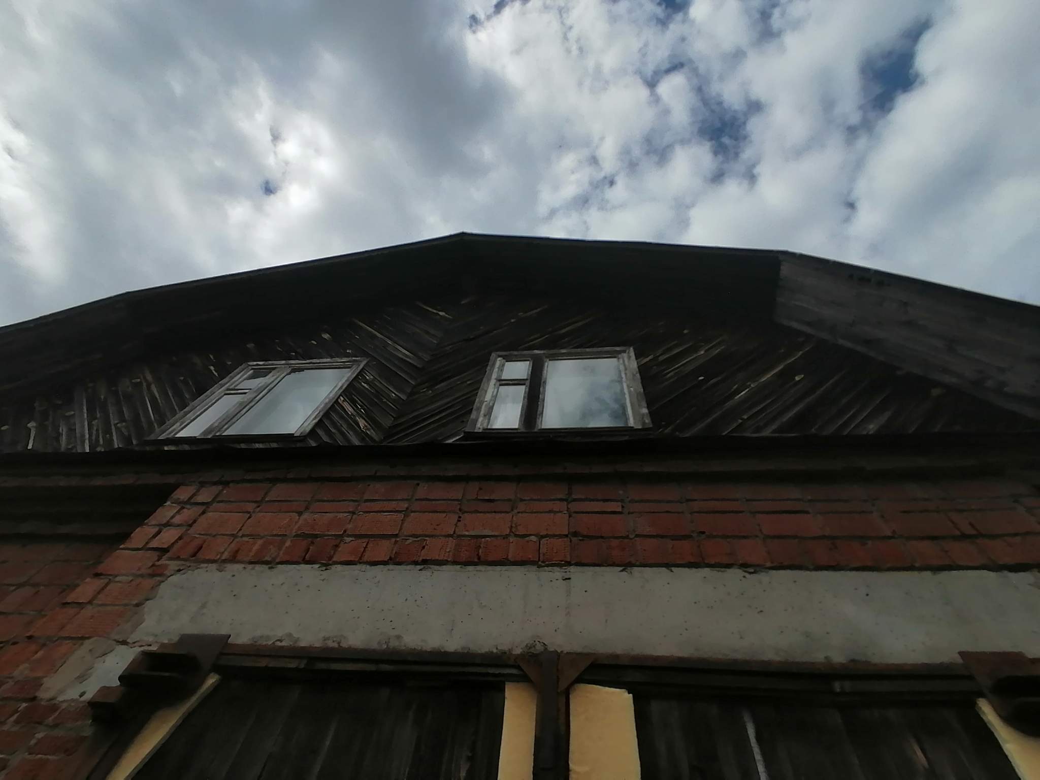 Продам торговое помещение 1128.4 м.кв.