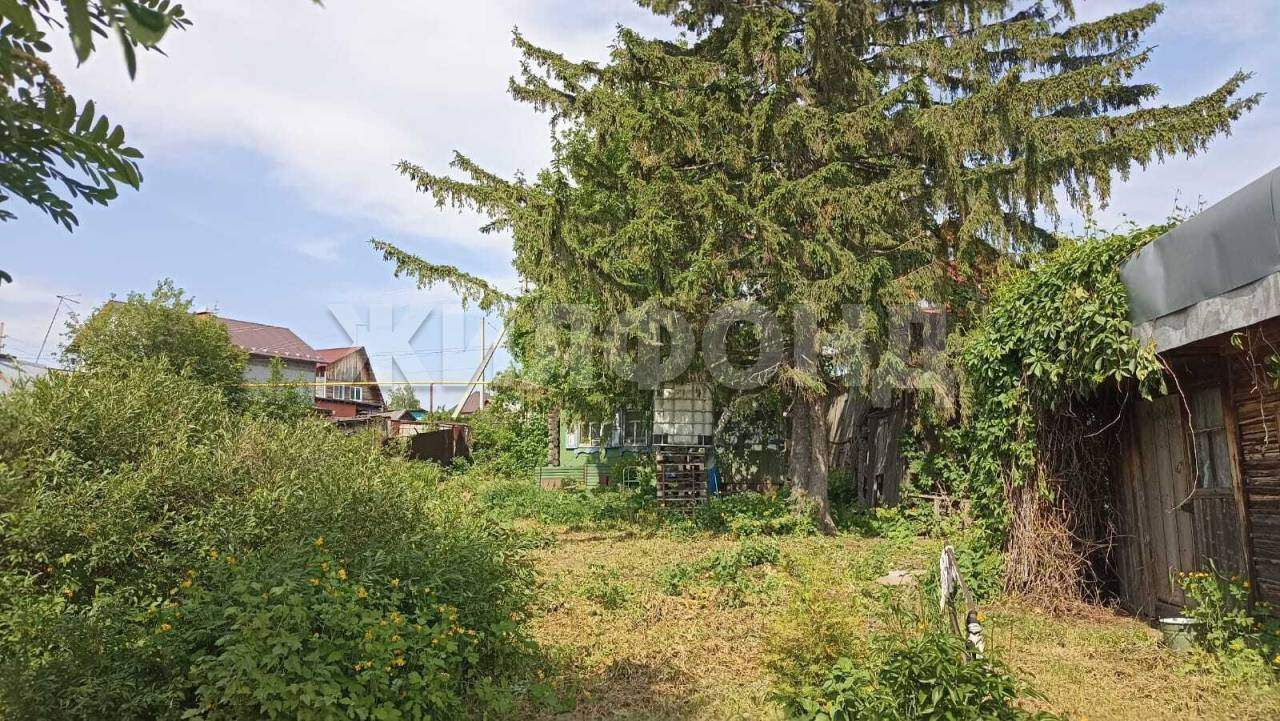 Продам земельный участок 952 м.кв.