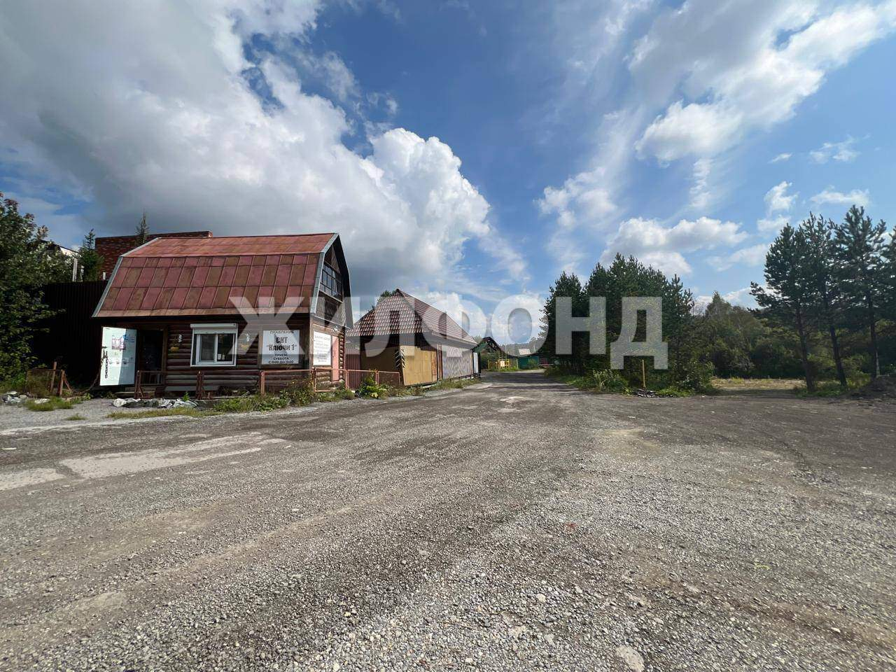 Продам земельный участок 400 м.кв.