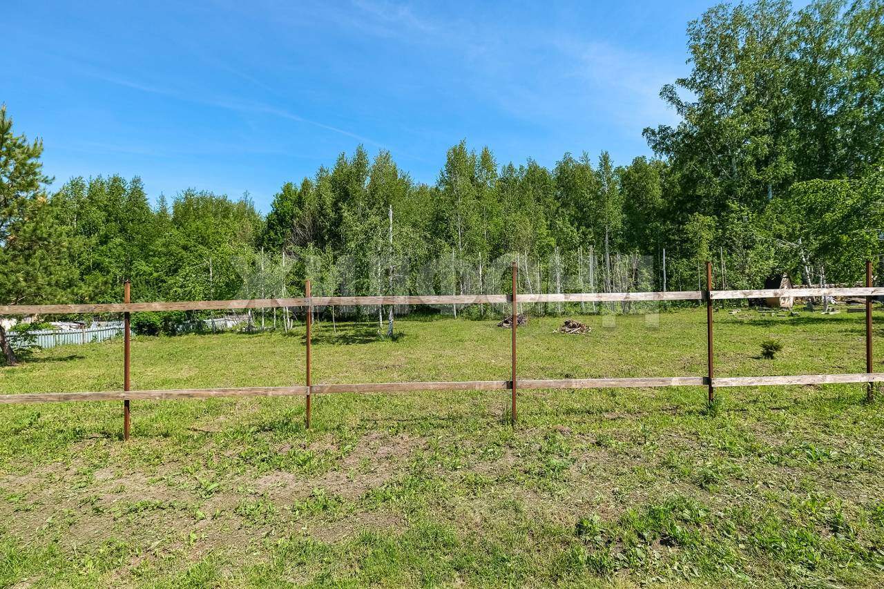 Продам земельный участок 1000 м.кв.