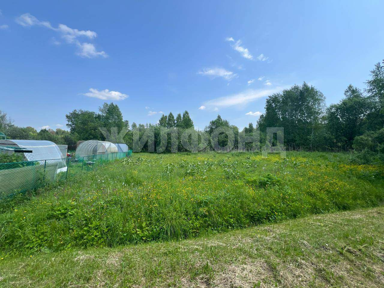 Продам земельный участок 400 м.кв.
