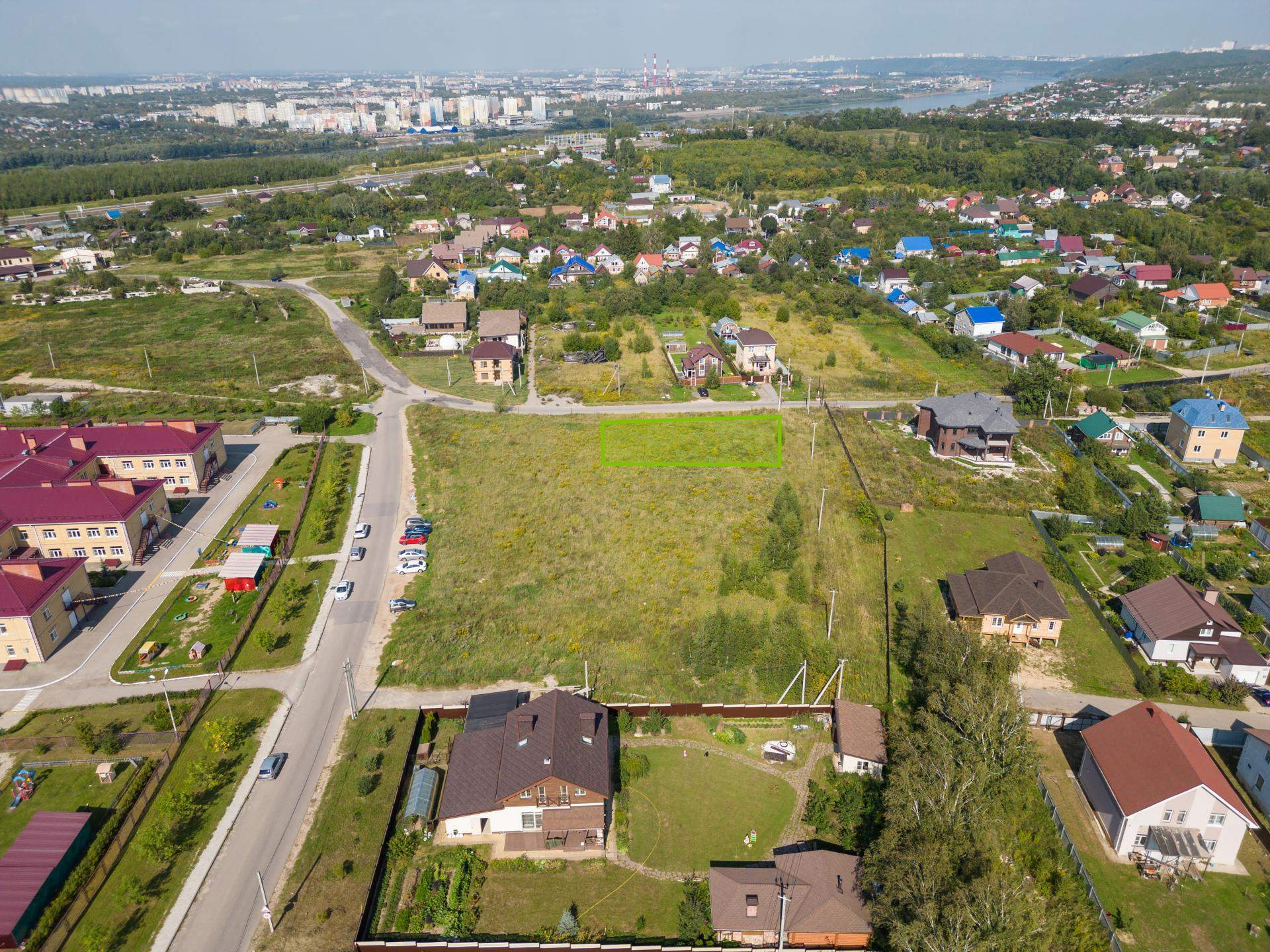Продам земельный участок 942 м.кв.