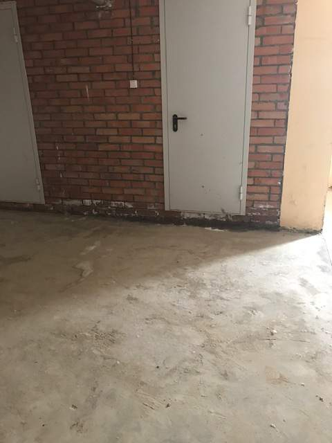 Продам склад 4.9 м.кв.