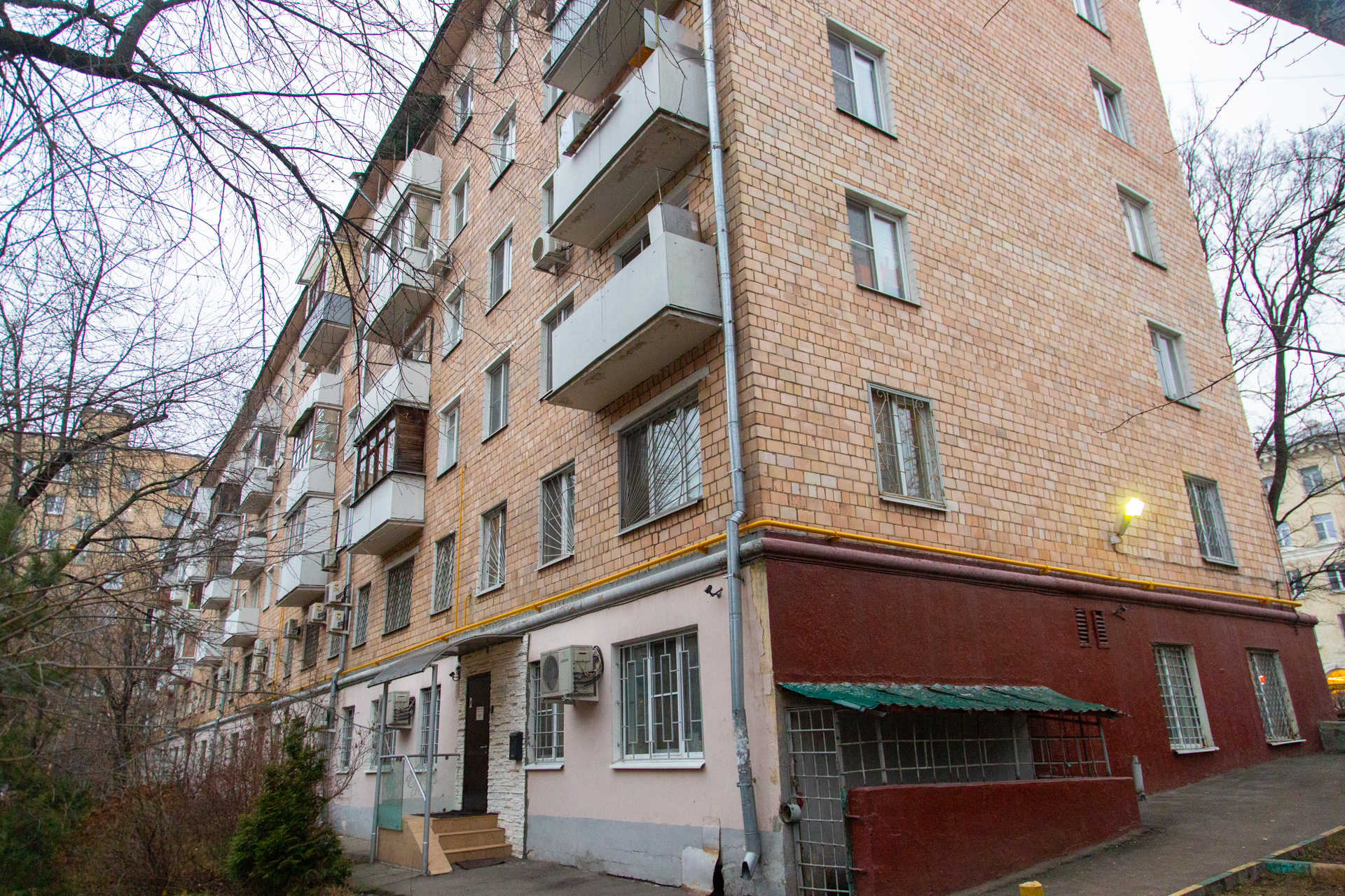 Сдам в аренду магазин 43.2 м.кв.