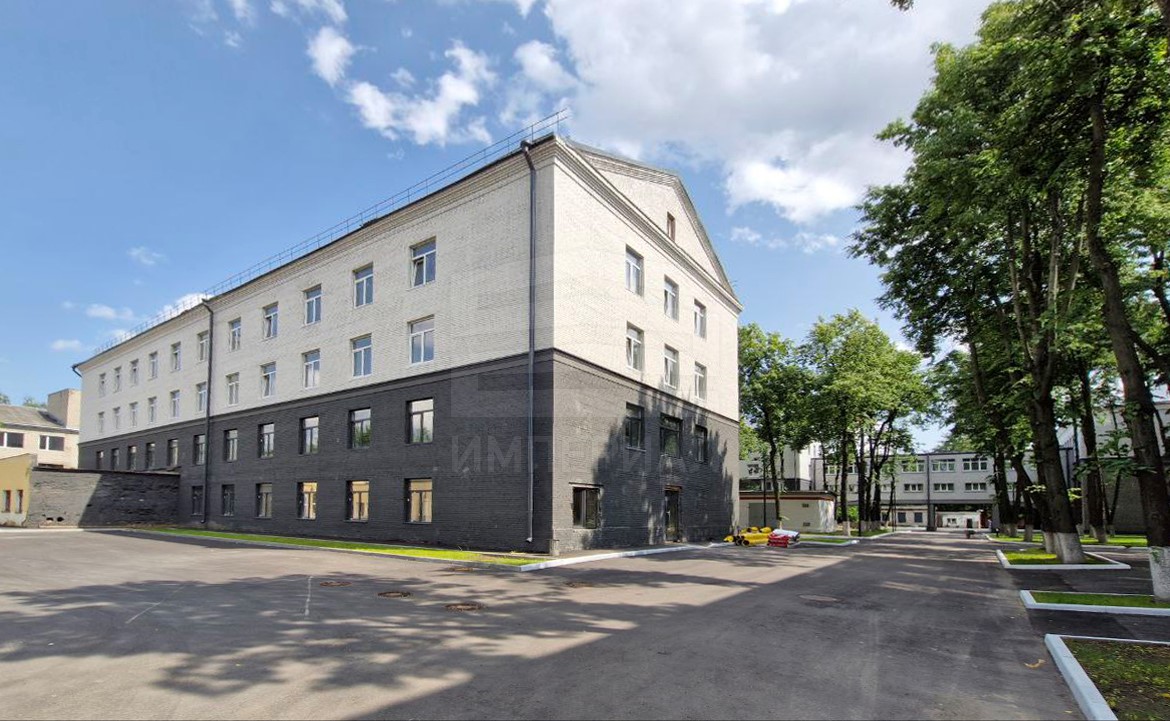 Продам торговое помещение 7684 м.кв.
