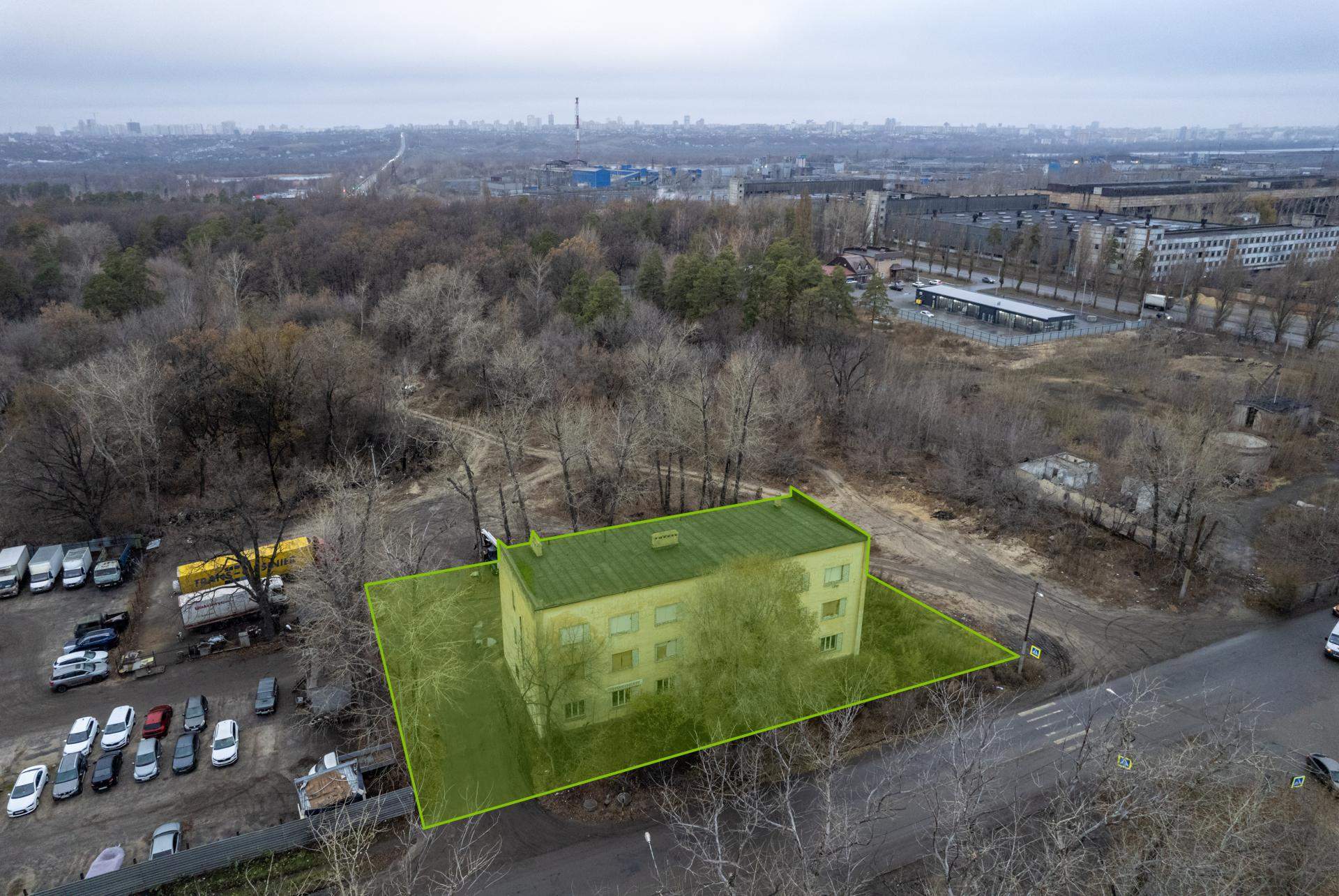 Продам торговое помещение 986 м.кв.