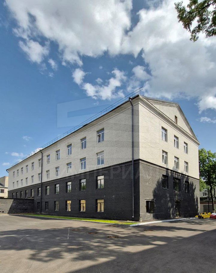 Продам торговое помещение 7684 м.кв.