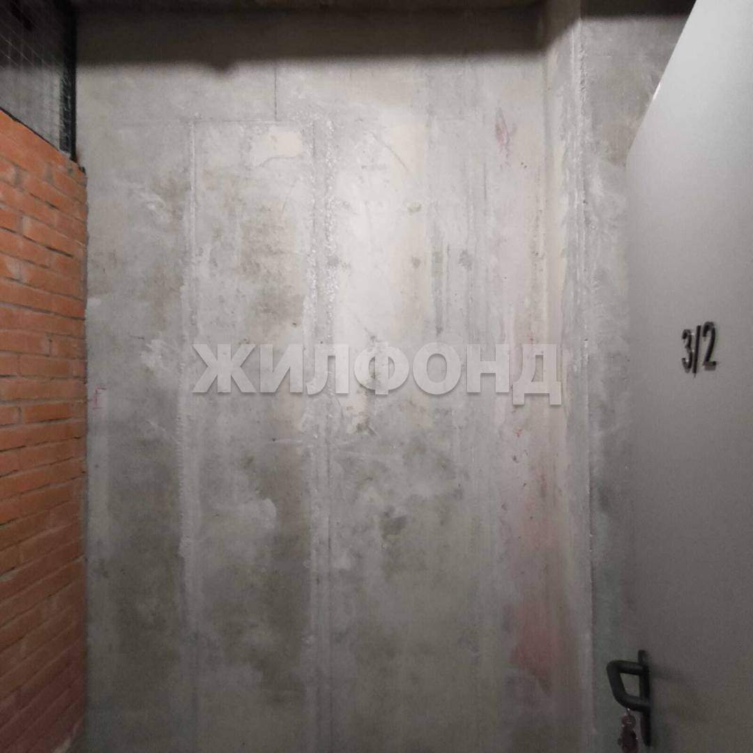 Продам склад 3.6 м.кв.