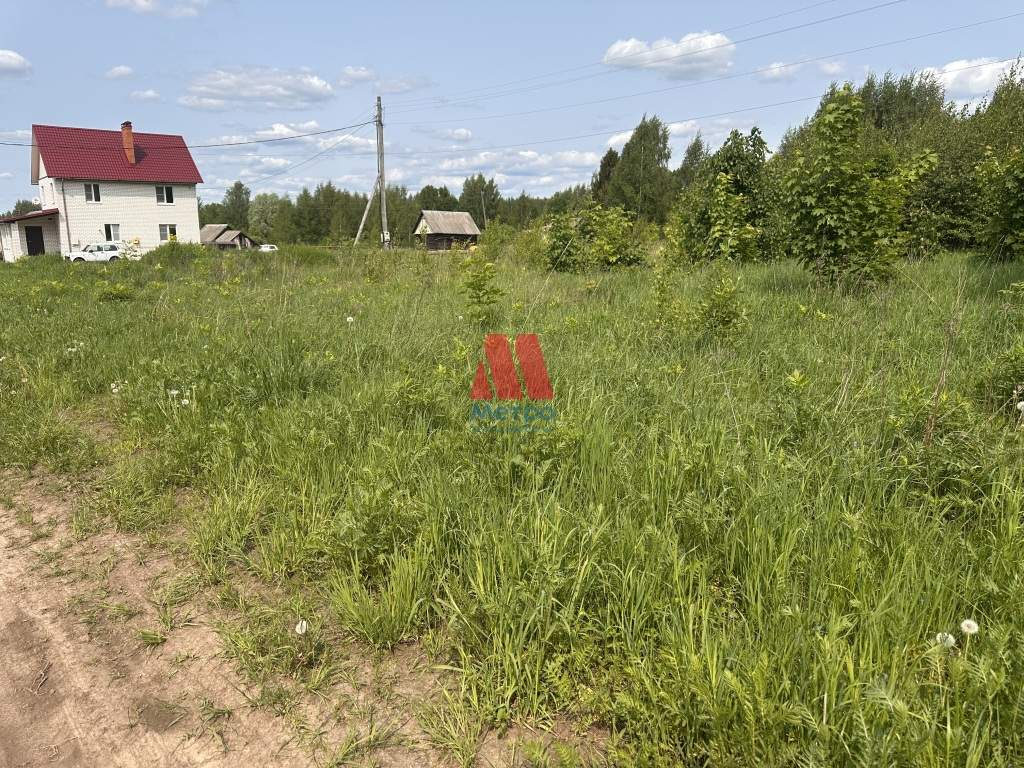 Продам земельный участок 1420 м.кв.