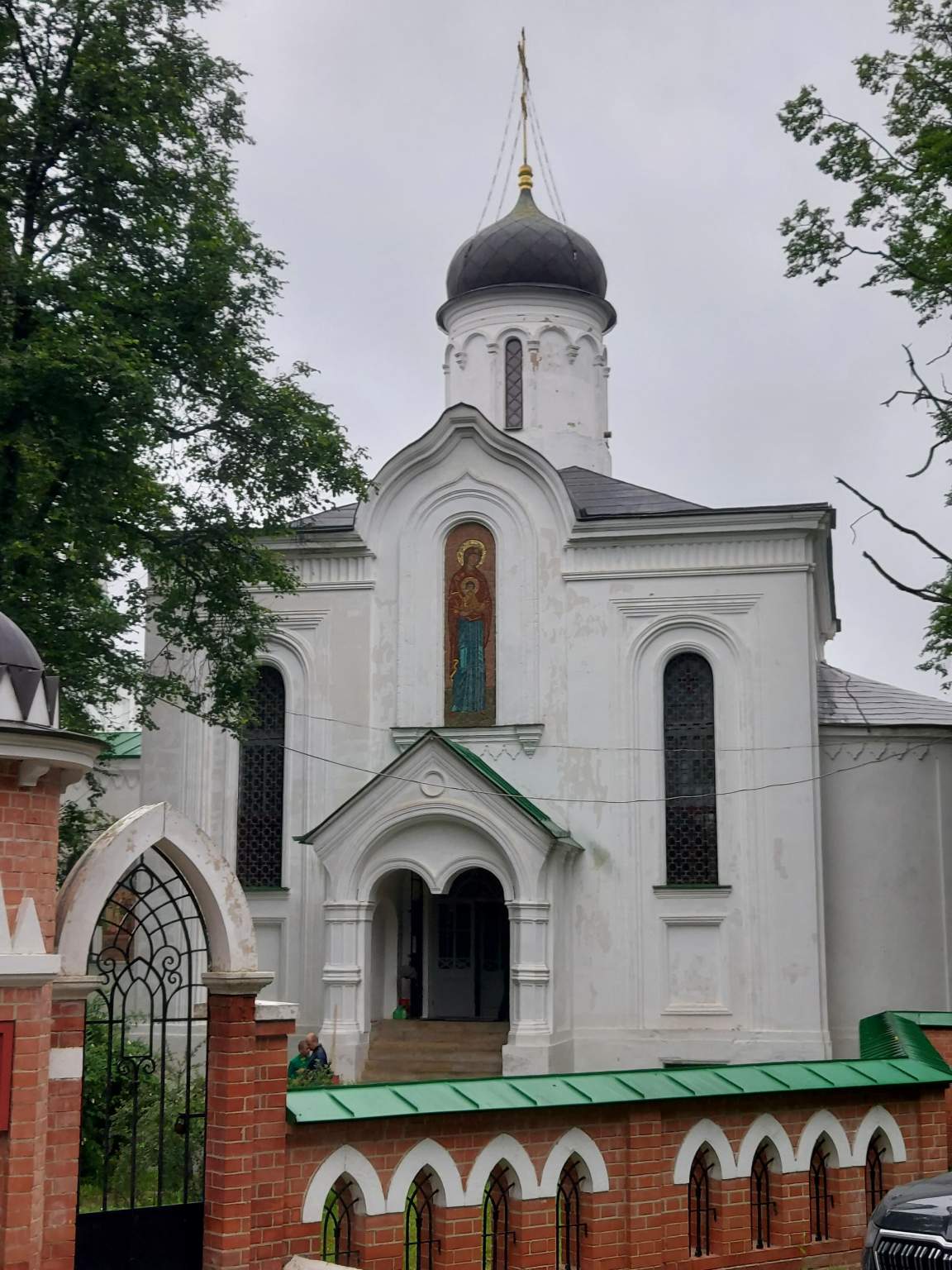 Продам земельный участок 1700 м.кв.