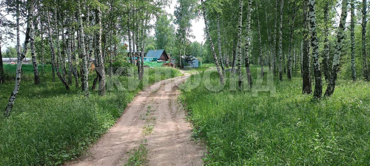 Продам земельный участок 1052 м.кв.