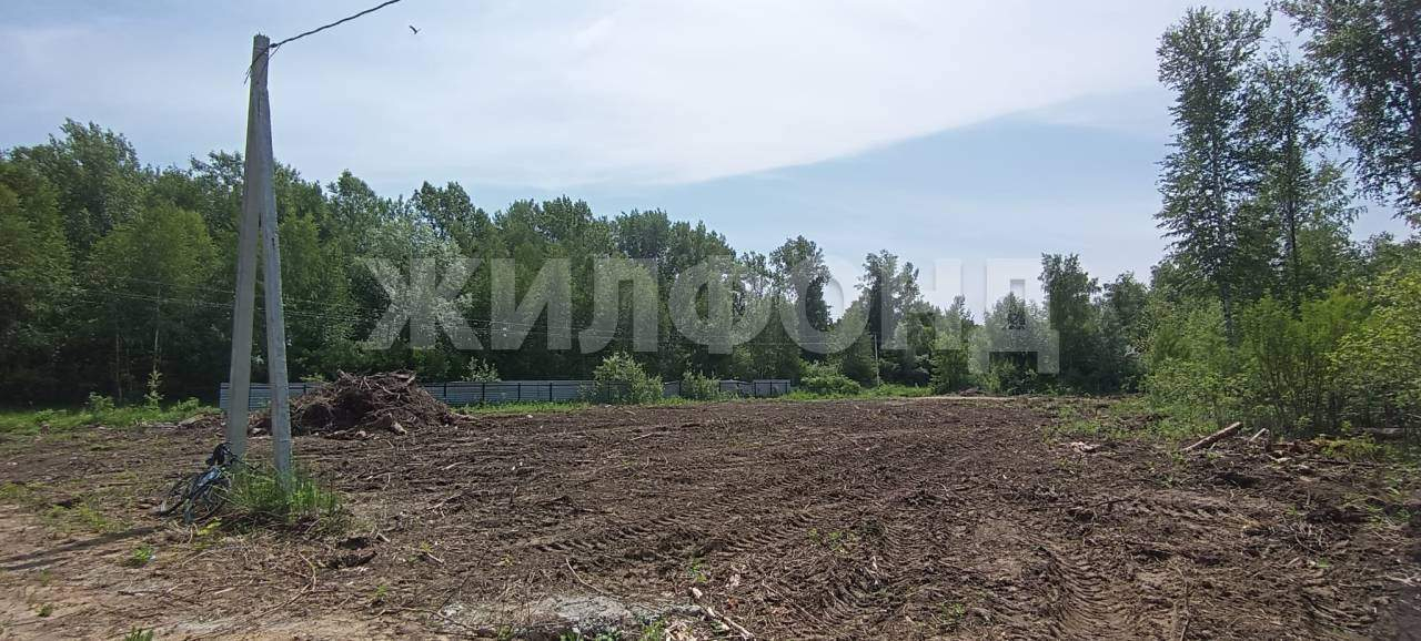 Продам земельный участок 1002 м.кв.