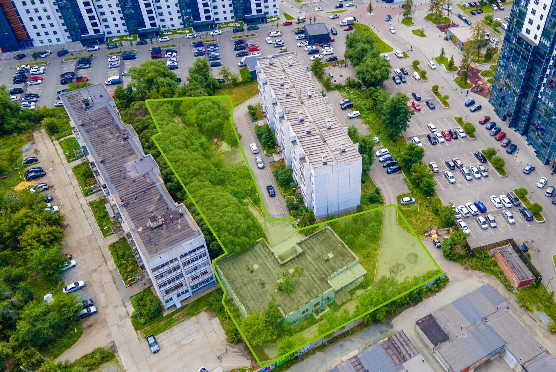 Продам торговое помещение 403.2 м.кв.