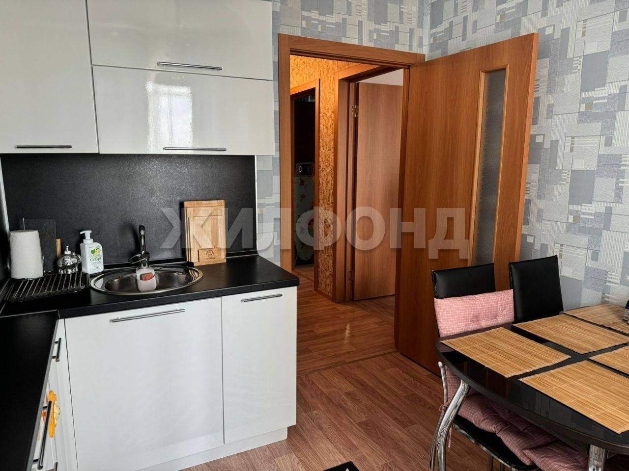 Квартира на продажу в Красноярске, Академика Киренского улица, 33 фото №5