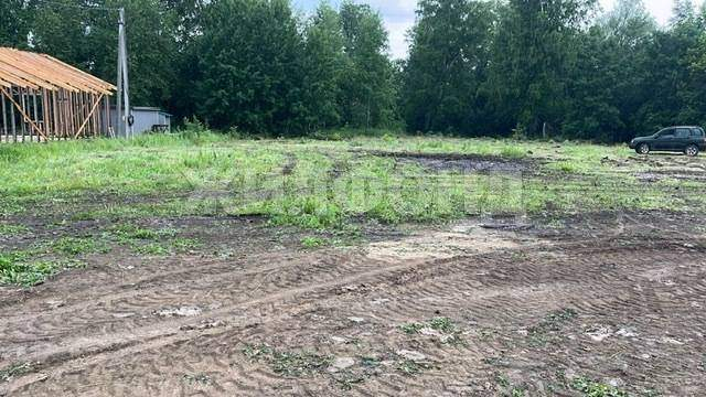 Продам земельный участок 740 м.кв.