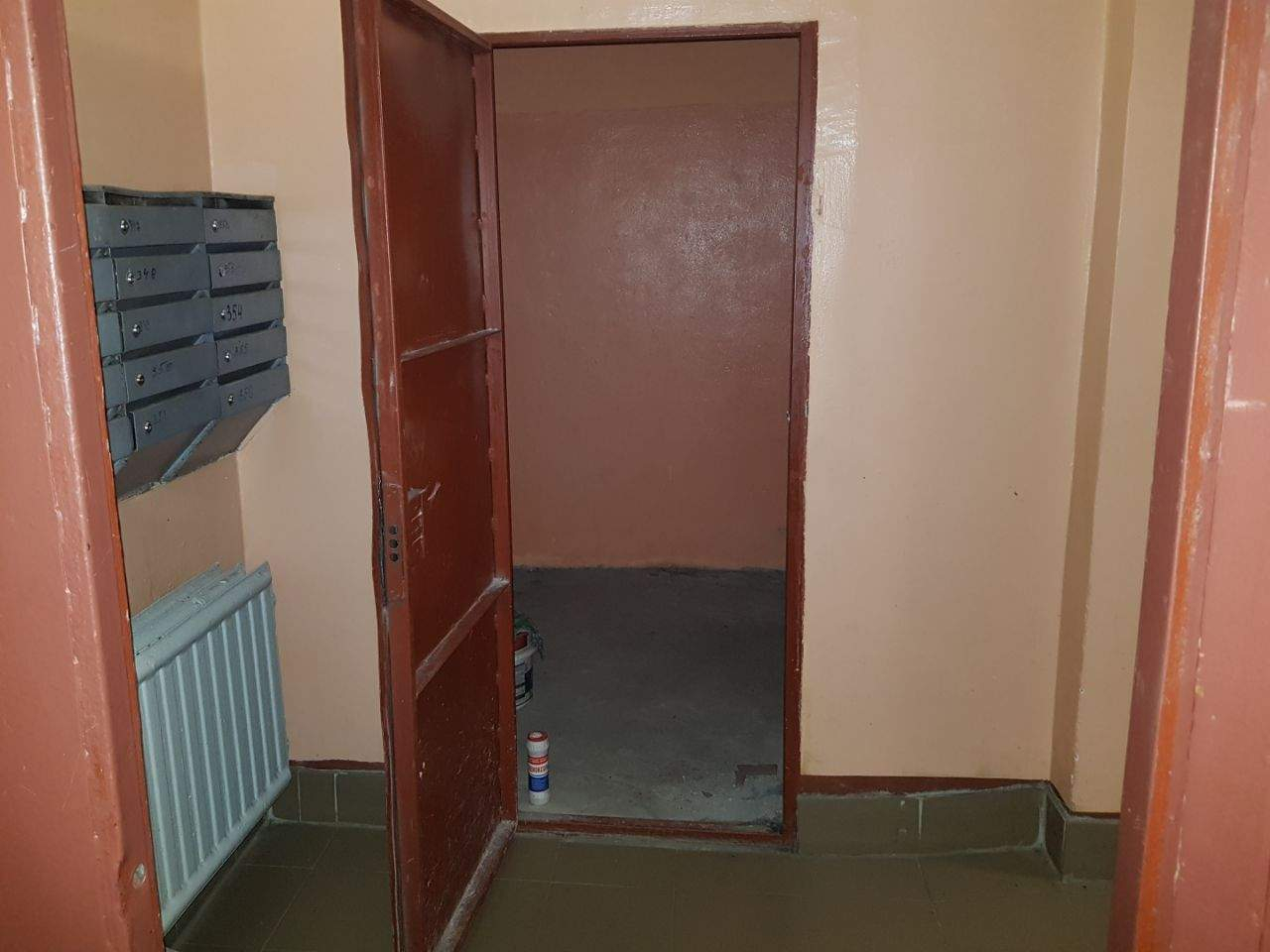Продам офис 4.2 м.кв.