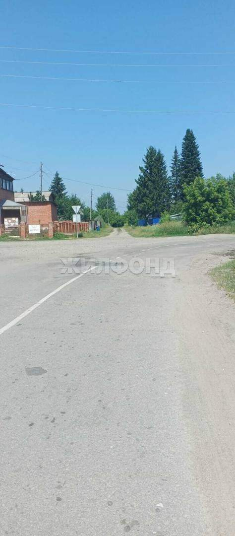Продам земельный участок 1189 м.кв.