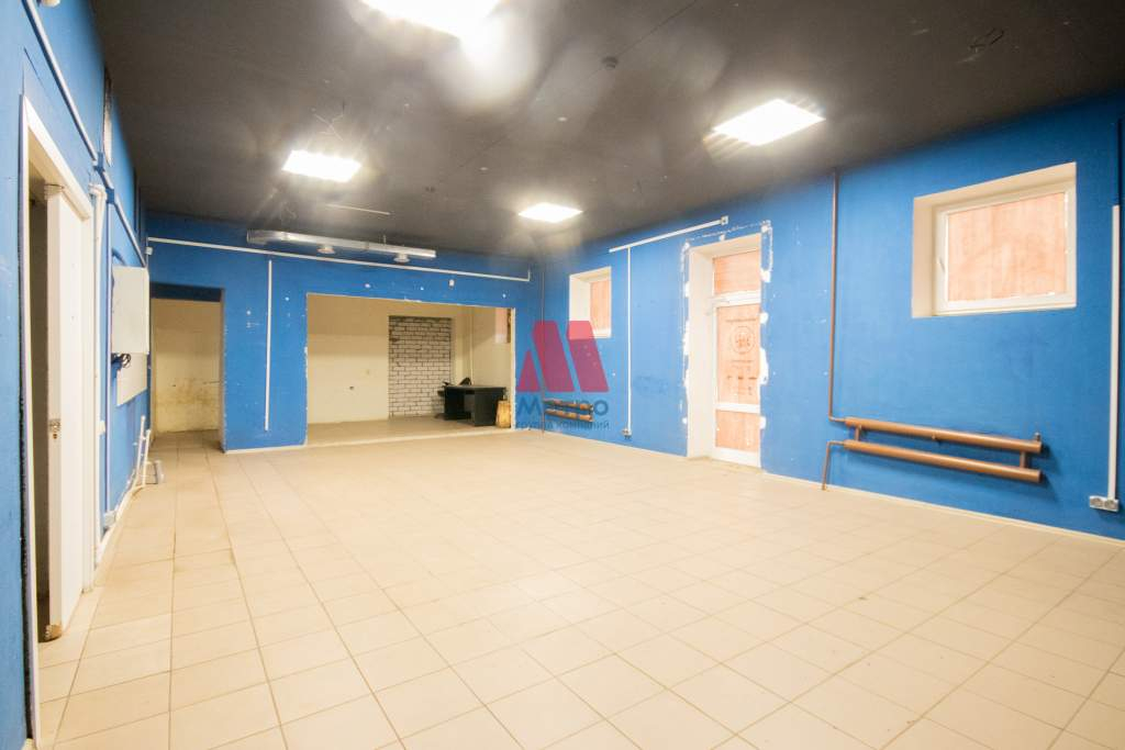 Сдам в аренду магазин 91 м.кв.