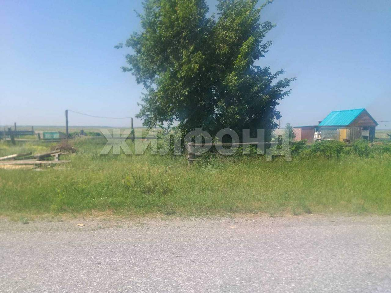 Продам земельный участок 2342 м.кв.