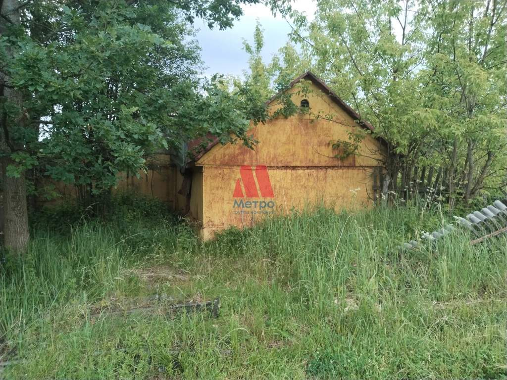 Продам земельный участок 1600 м.кв.