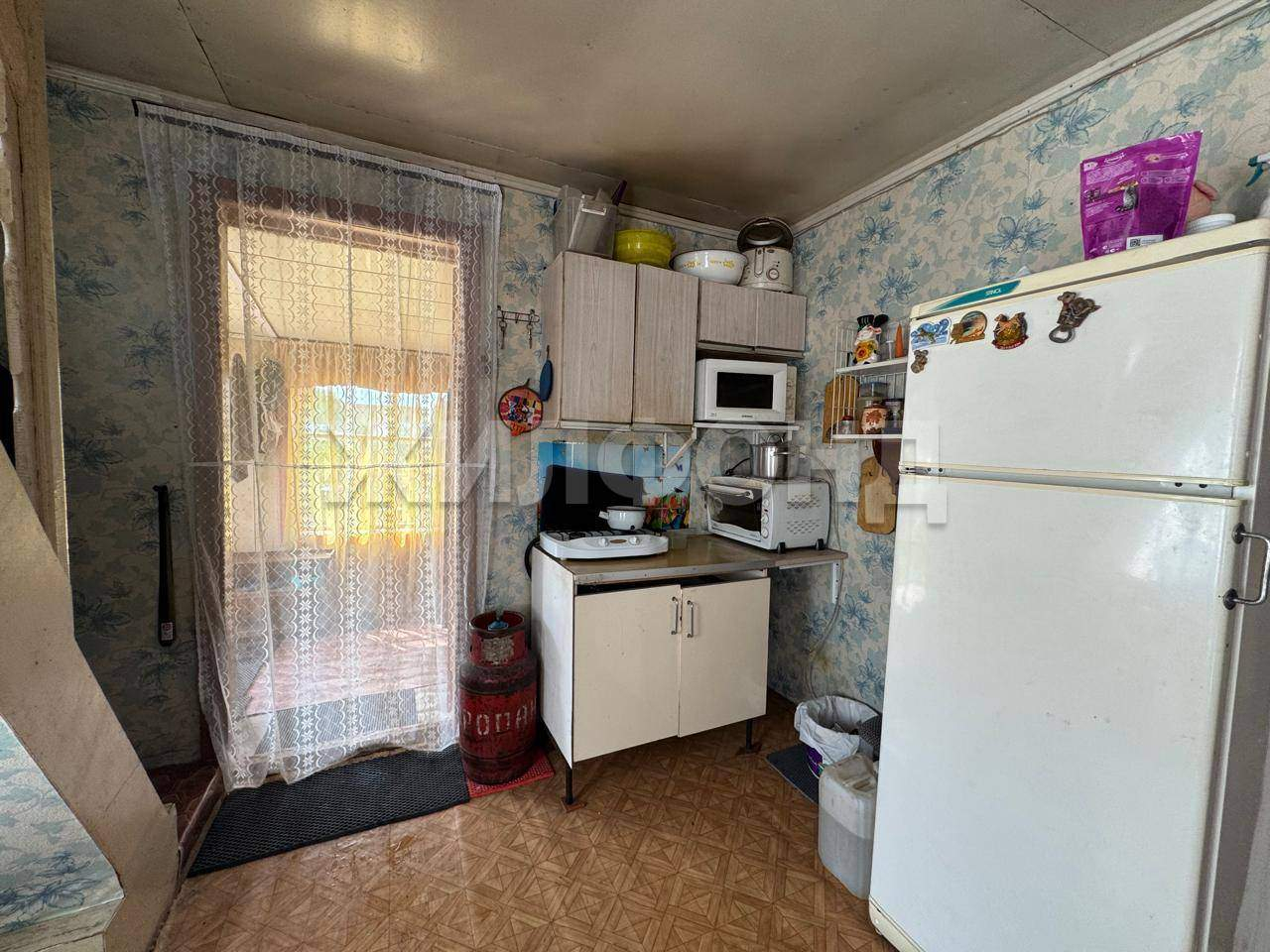 Продам земельный участок 610 м.кв.